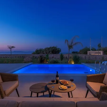 Villa Panaxia Akte *