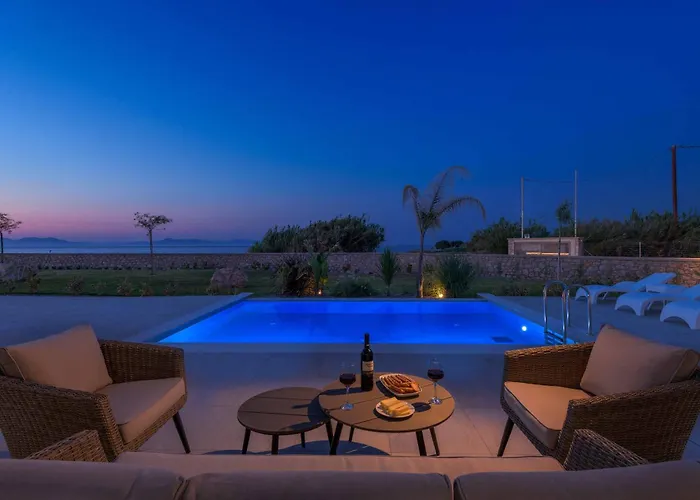 Villa Panaxia Akte *