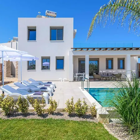 Villa Panaxia Akte *