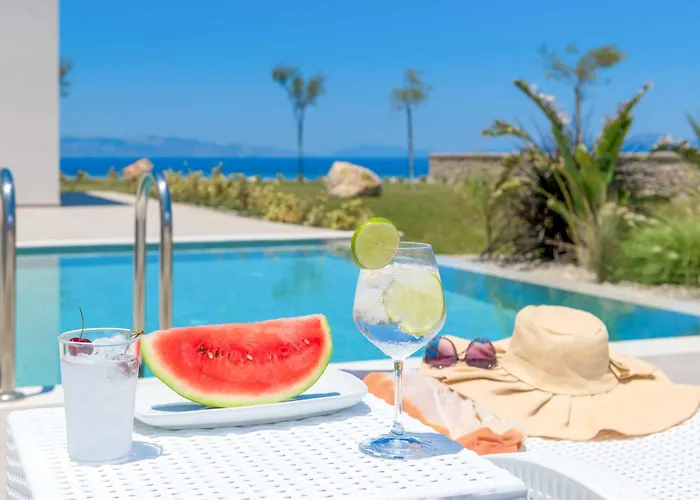 Panaxia Akte Theológos