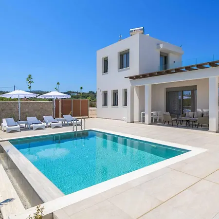 Panaxia Akte * Theológos